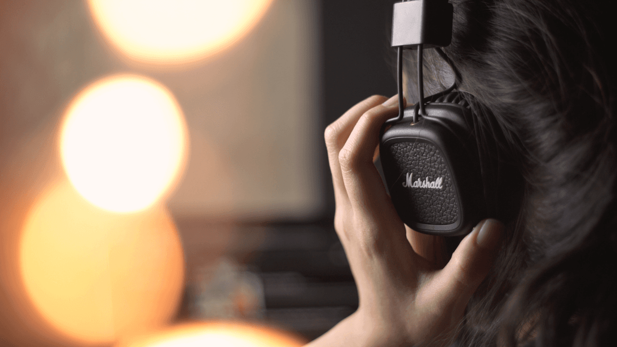 10 Tips for Making the Best Voice Talent Profile for PayToPlay