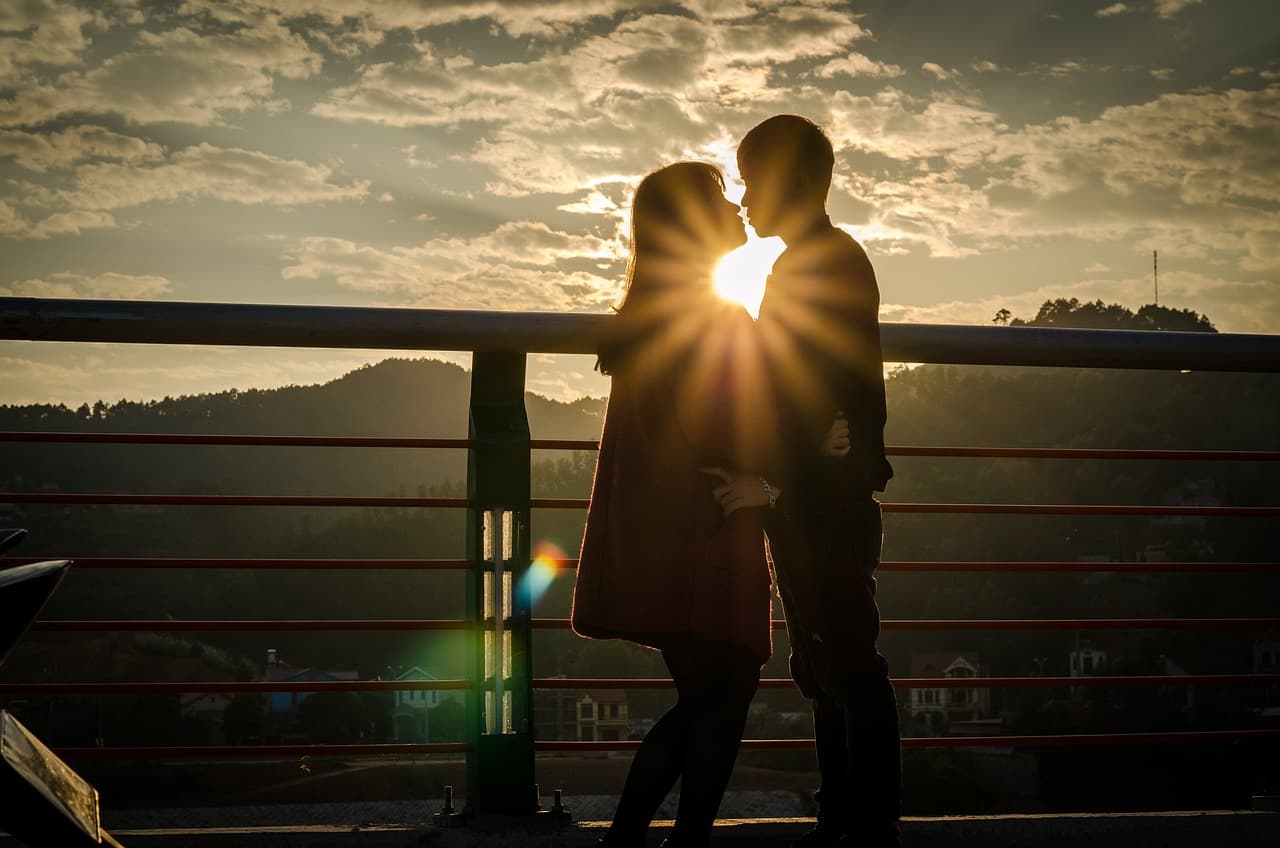 The Evolution of the Romantic Comedy What Todays RomComs Teach Us About Love Storytelling and Success