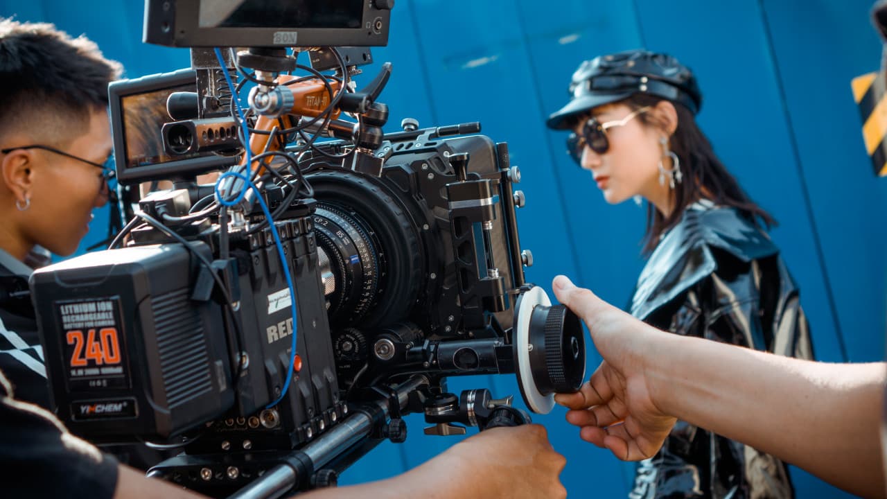 How To Make Deals in Hollywood without Getting Hustled