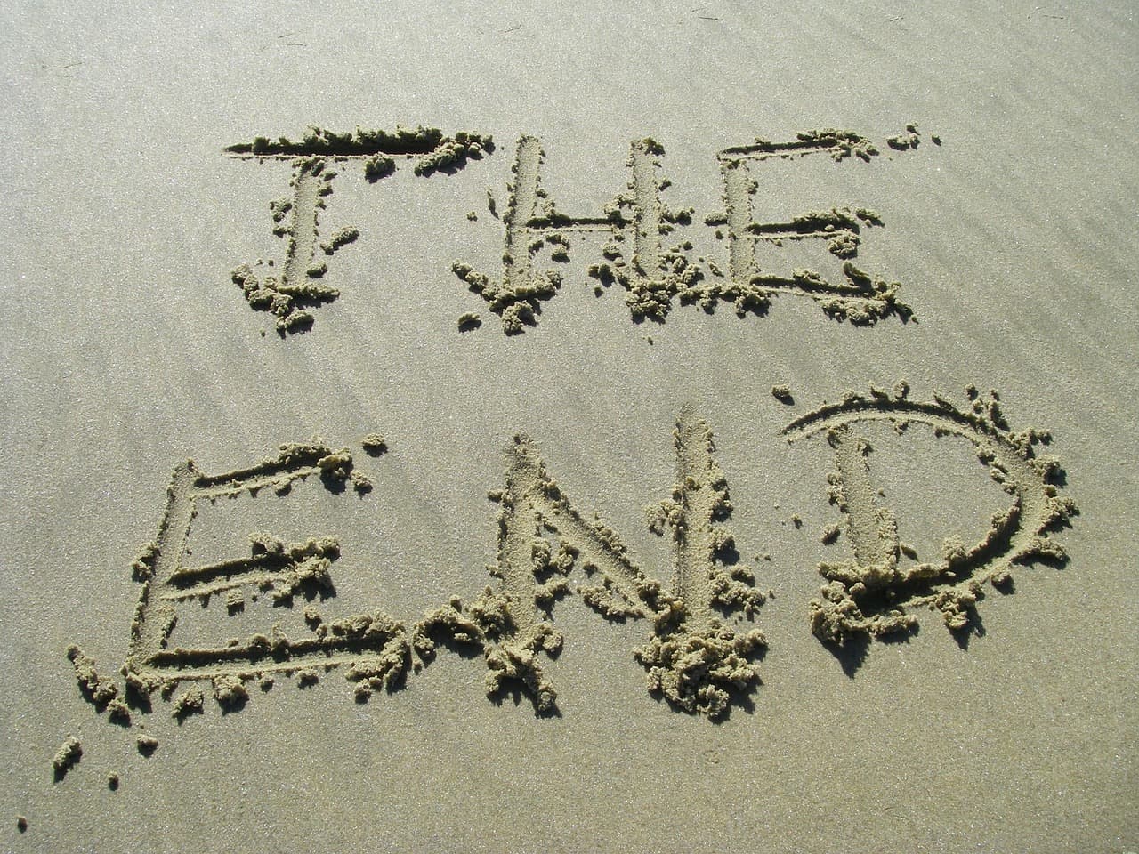 The Franchise Killer Why Your Next Project Should Be a Finite Transmedia World