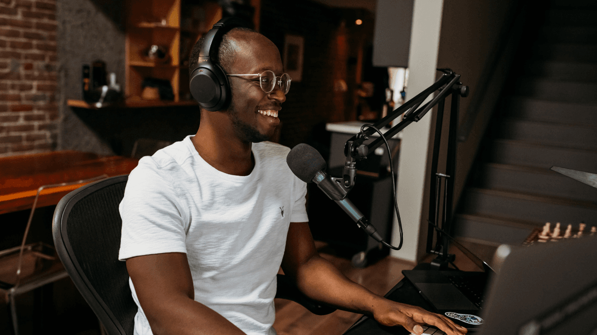 5 Techniques for Auditioning and Getting Hired as a Voice Actor