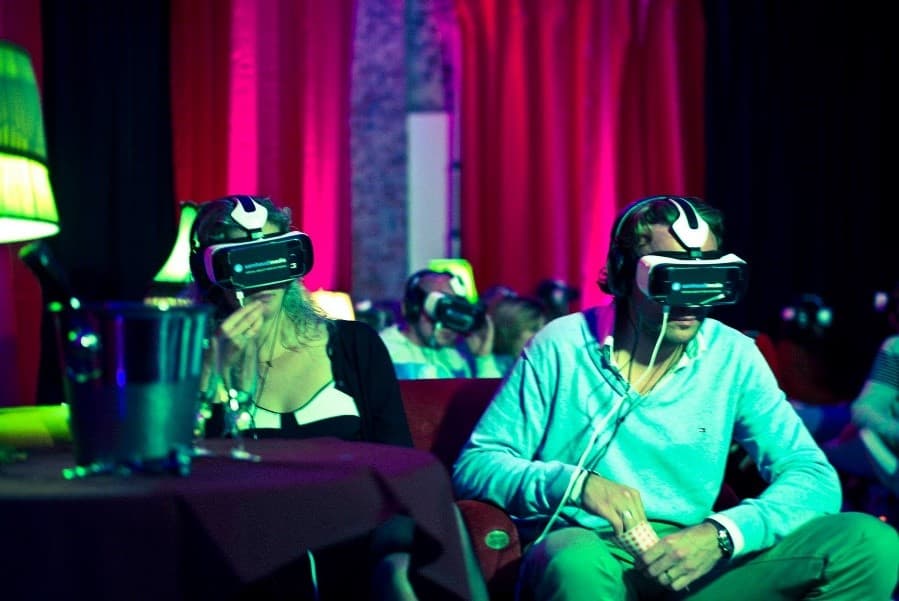 VR for the actor Getting the best of both film and theatre