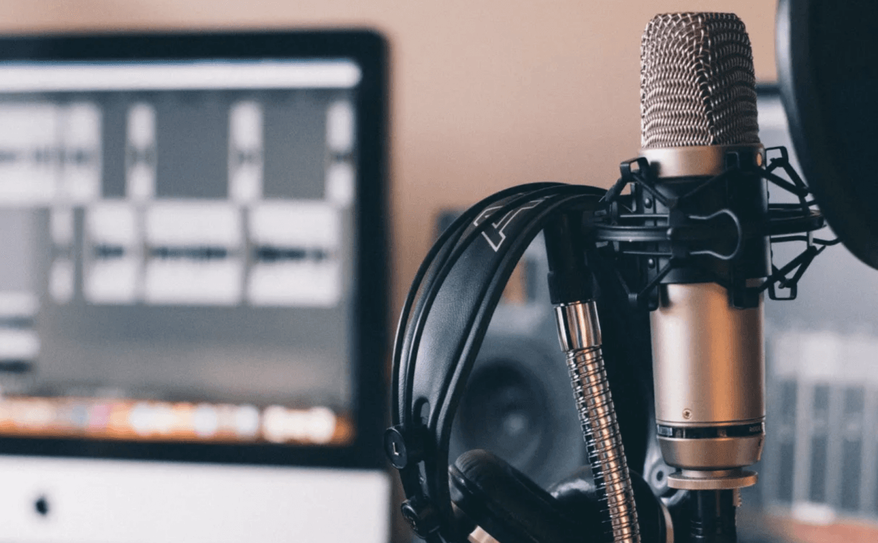 5 Tools You Need to Build a Voiceover Business
