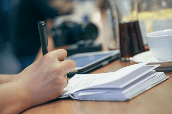 3 Ways Ghostwriting Can Empower Your Creative Career