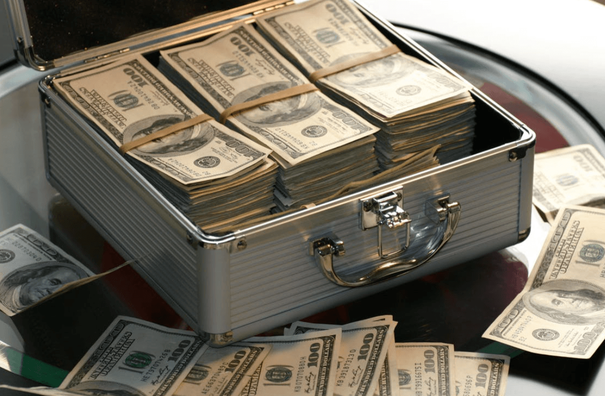 9 Things You Must Include in a Director Resume