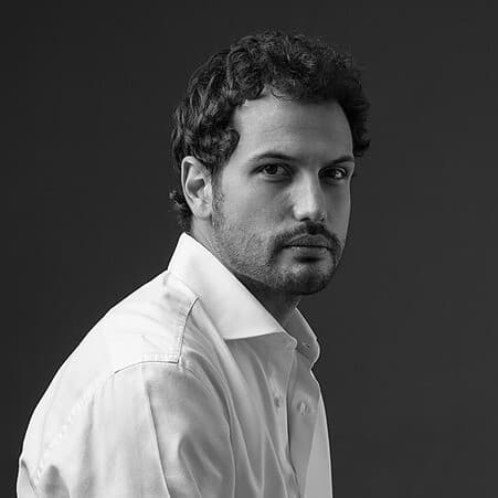 Roberto Urbina